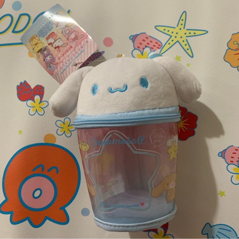 Cinnamoroll Transparent Blue and White Drink Inspired Round Zip Bag NWT